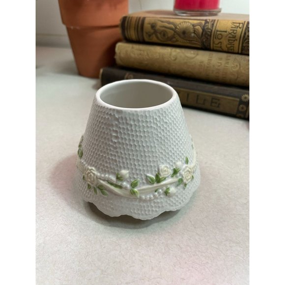 Yankee Candle Small Candle Shade White Lace Roses Pearls Wedding - Picture 5 of 8
